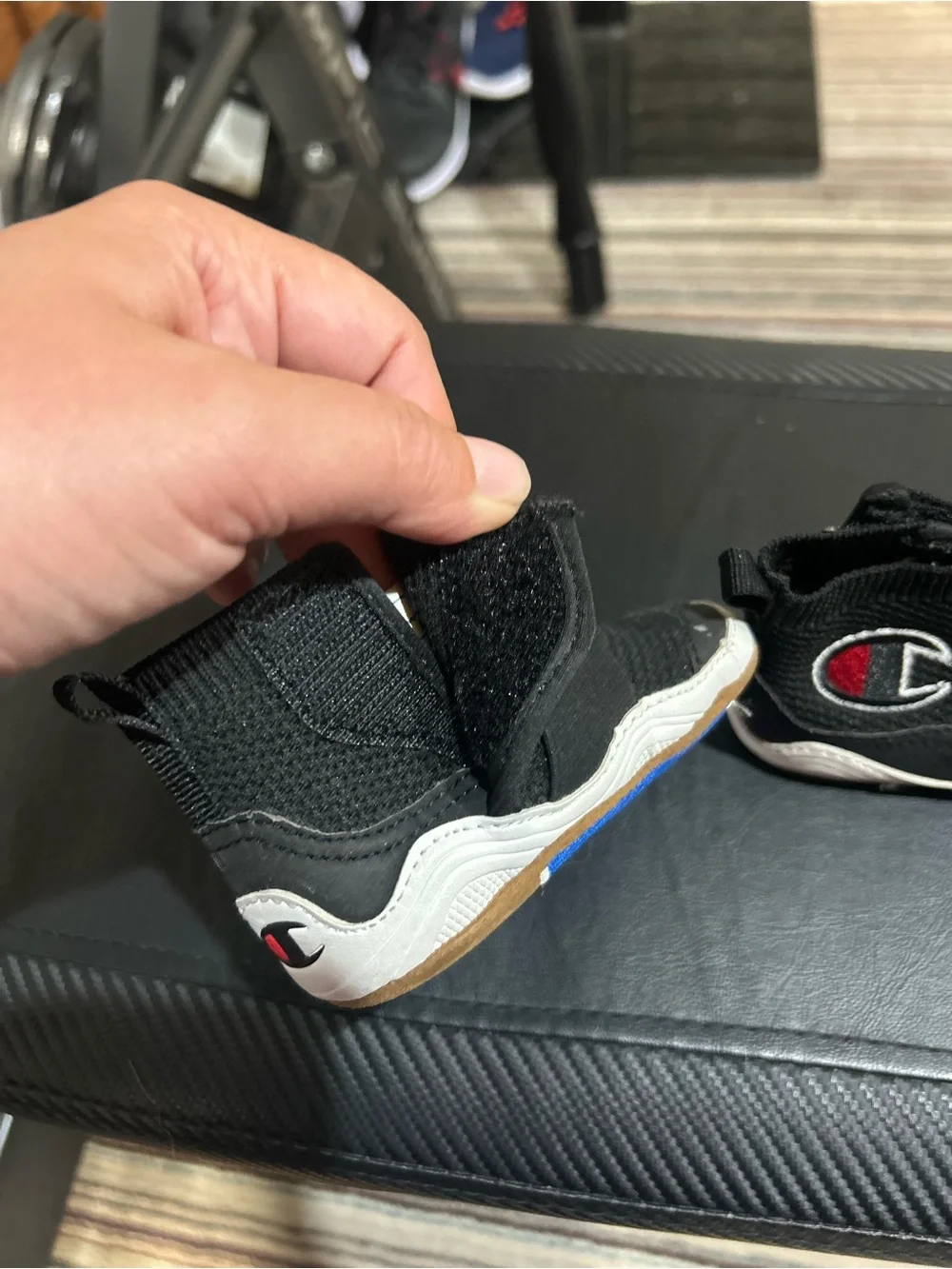 Kid’s Baby Boys Rally Pro Crib Booties In Black Size 3L Velcro Champion